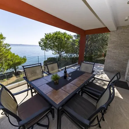 Karmen Adriatica Villa