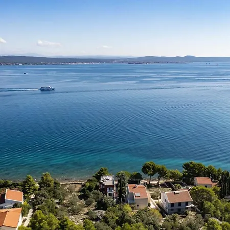 Vila Karmen Adriatica Kukljica