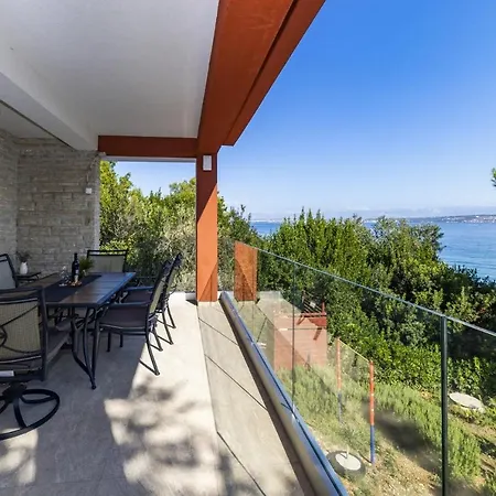 Vila Karmen Adriatica *