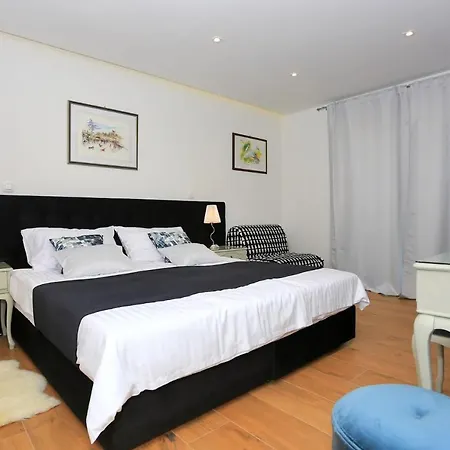 Karmen Adriatica Kukljica