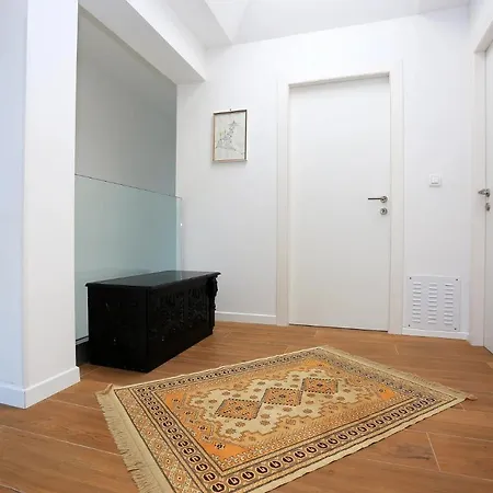 Karmen Adriatica Βίλα