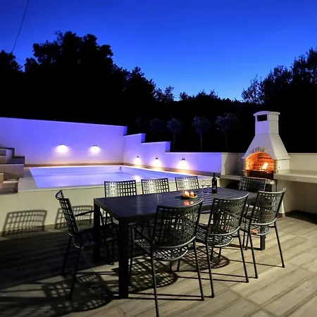 Karmen Adriatica Kukljica